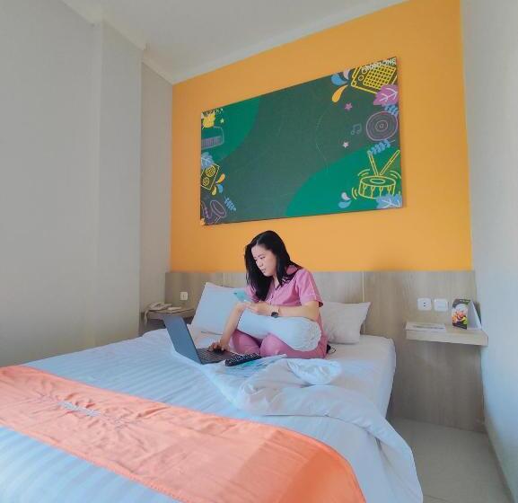 Номер Deluxe Кровать Кинг, Front One Budget Abepura