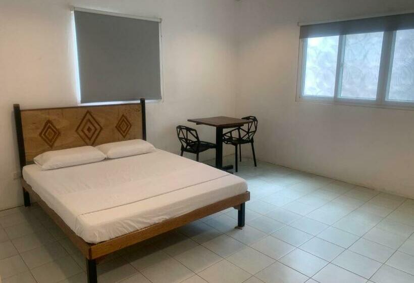 Номер Стандарт, Nacho Hostel Cebu