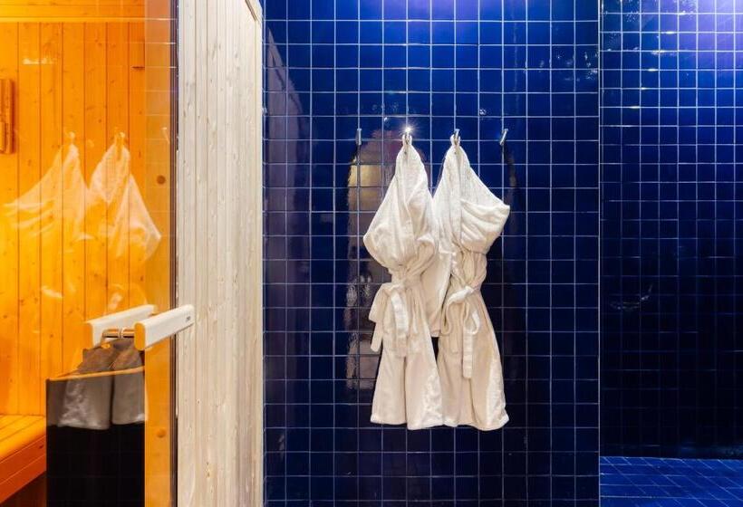 Номер Стандарт Вид на Сад, Casa Mila & Spa   Chambres D Hôtes Raffinées Vue Loire, Spa Bien être