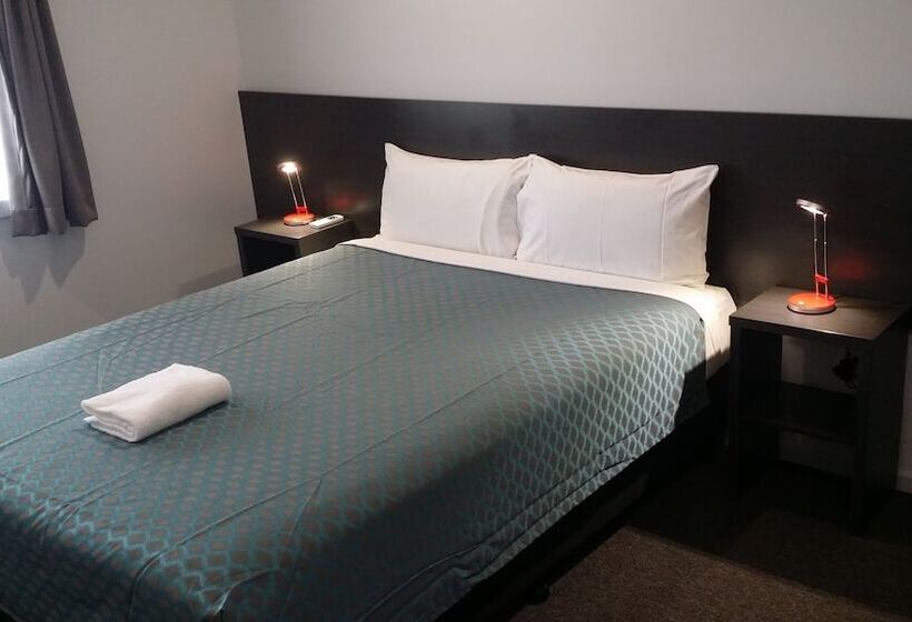 Апартаменты 3 Спальни, Grafton Central Motel