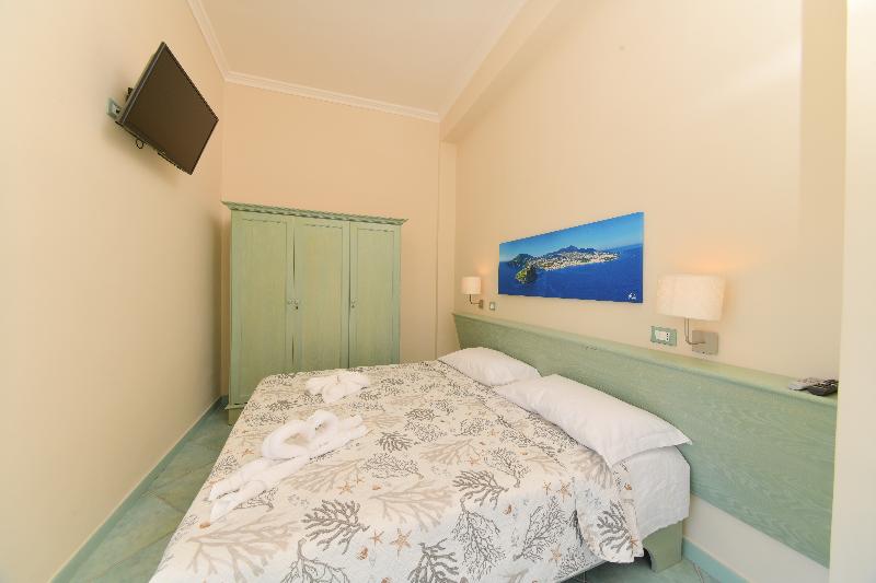 经济房, Albergo Atlantic