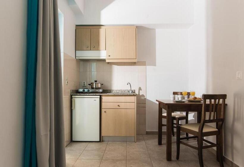 스탠다드 스튜디오, Ibiscus Hotel Malia
