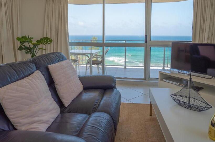 Апартаменты премиум класса с 1 спальней и видом на море, Mandolin Beachfront Resort