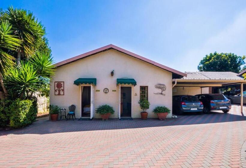 Люкс Deluxe Кровать Кинг, Golfer's Lodge