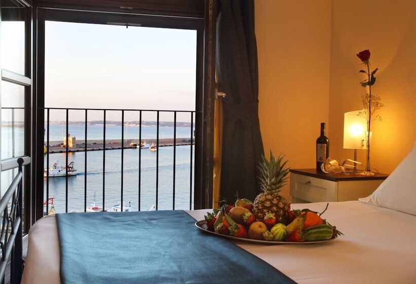Номер Стандарт Вид на Море, Al Pescatore Hotel & Restaurant