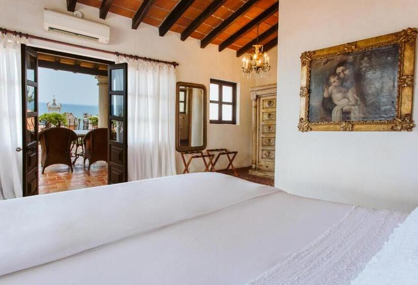 Mastersvit, Hacienda San Angel