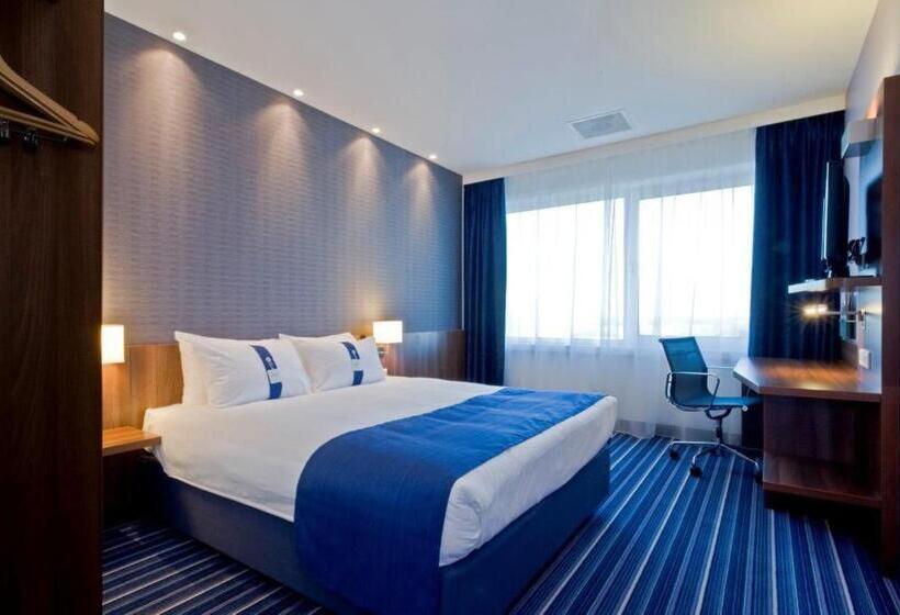 스탠다드 룸, Holiday Inn Express Toulon   Est, An Ihg