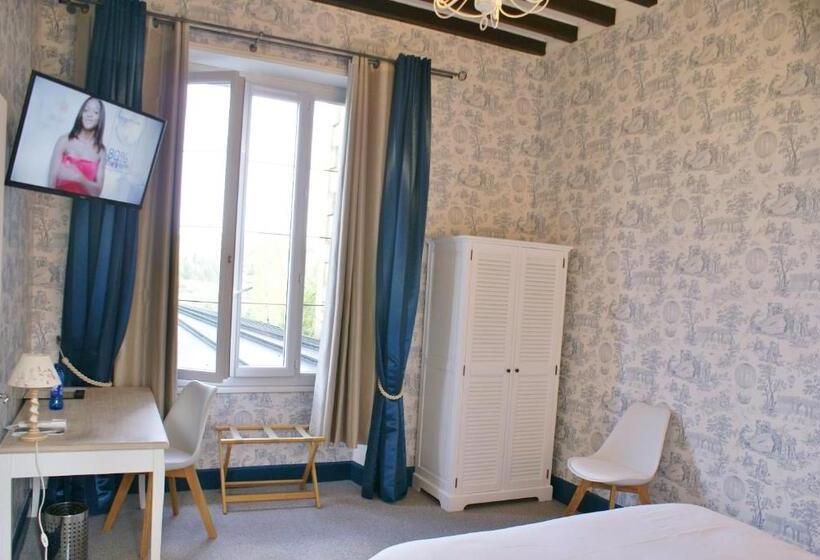 Четырехместный Номер Стандарт, Hôtel La Verperie