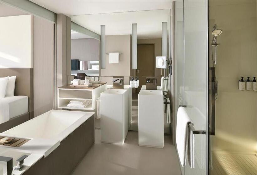 带景观的经典房间, Intercontinental Dubai Marina, An Ihg