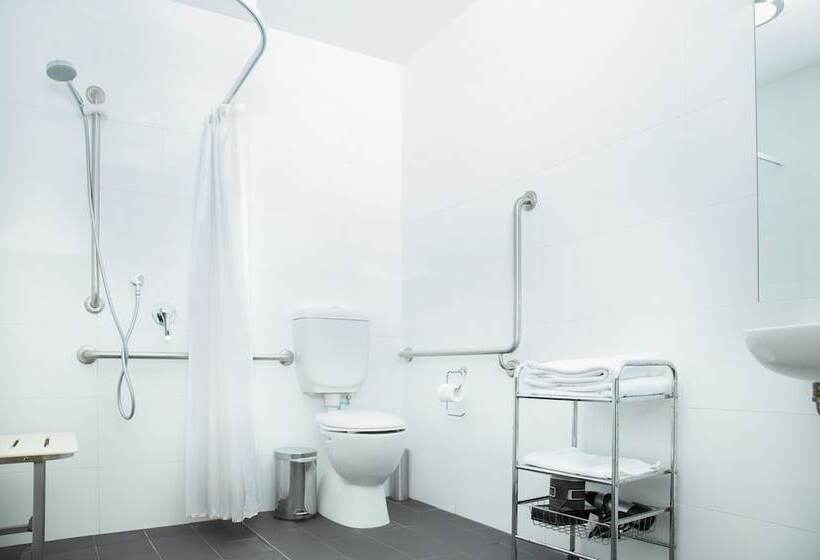 Апартаменты 1 Спальня, Quest Werribee
