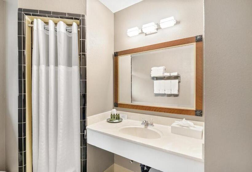 Семейный Номер, Indian Creek Lodge
