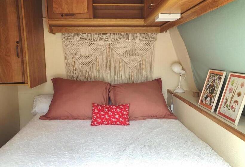 Номер Стандарт Вид на Горы, Gîte Aurinko : Caravane Avec Bain Nordique