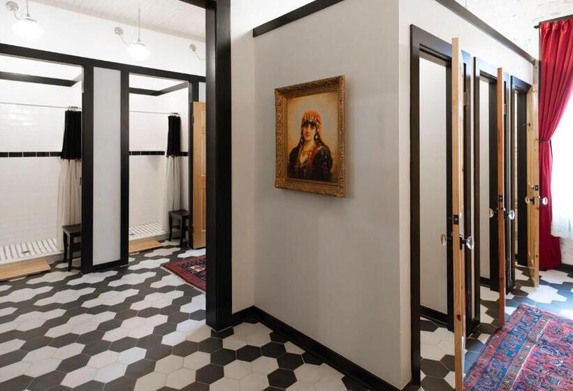 Студия Deluxe, Beard And Lady Inn