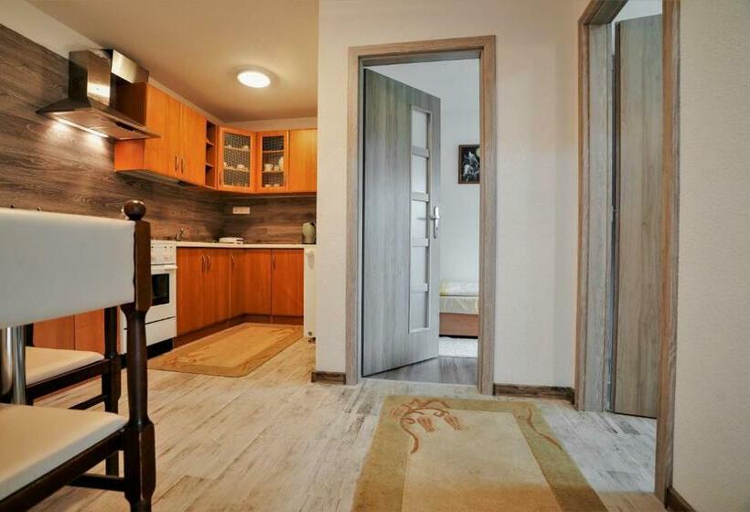 침실 2개 아파트, Apartmány Anna
