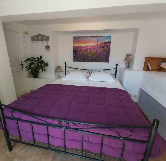 스탠다드 룸 풀장 전망, Etoilevacances Chambres D Hotes Campagne En Lavande