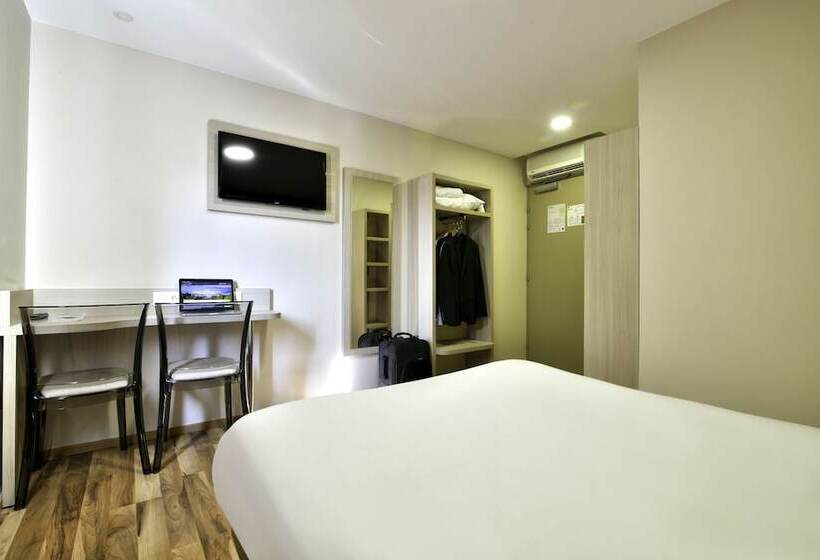 Номер Стандарт, B&b Hotel Bollène