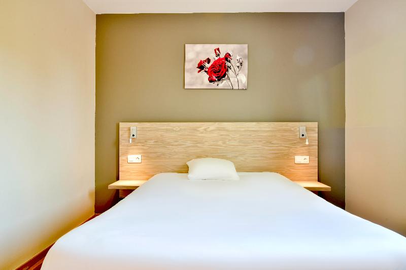 Номер Стандарт, B&b Hotel Bollène