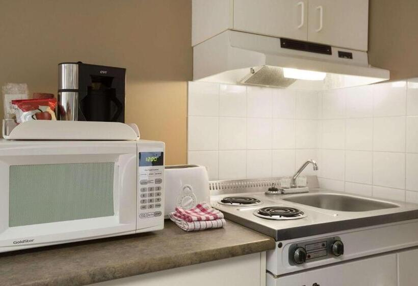 Номер Стандарт 2 Двуспальные Кровати, Central Suite