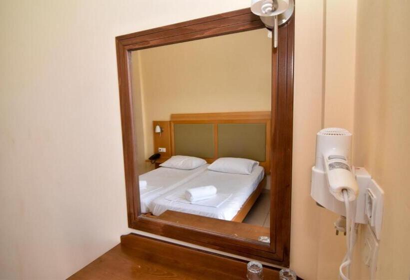 Quarto Superior, Hermes