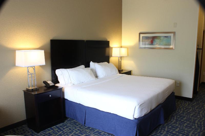 Люкс Адаптированный для Инвалидов, Holiday Inn Express & Suites Lebanon, An Ihg