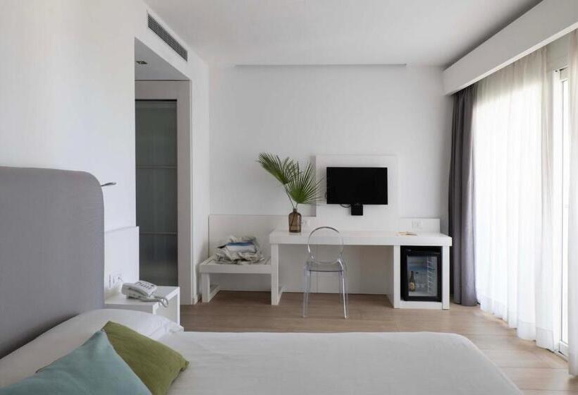 Номер Superior, Infinity Resort Tropea