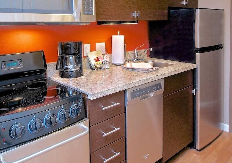 Люкс 2 Спальни, Towneplace Suites By Marriott Anchorage Midtown
