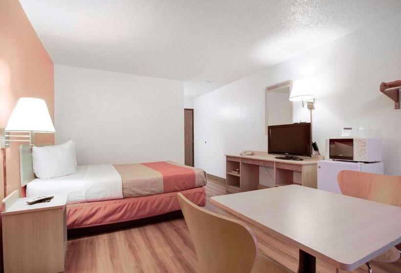 Стандартный Номер Кровать Кинг, Motel 6colby, Ks