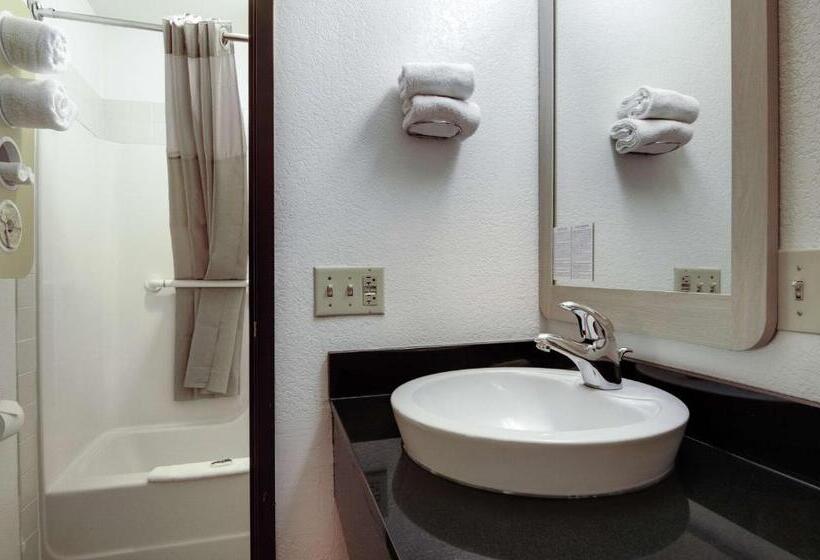 Номер Стандарт, Motel 6colby, Ks