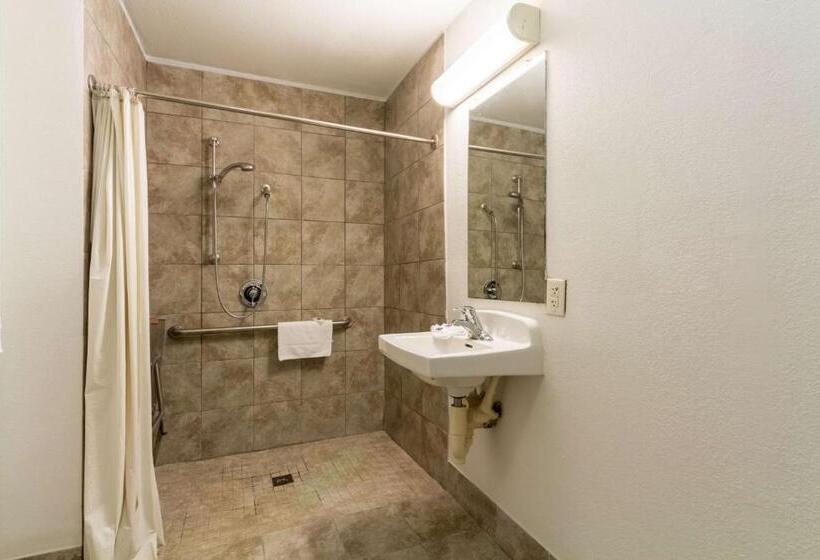 Номер Стандарт Адаптированный для Инвалидов, Motel 6garland, Tx  Dallas