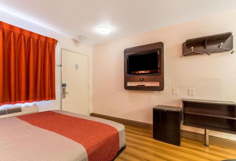 Номер Стандарт Адаптированный для Инвалидов, Motel 6garland, Tx  Dallas