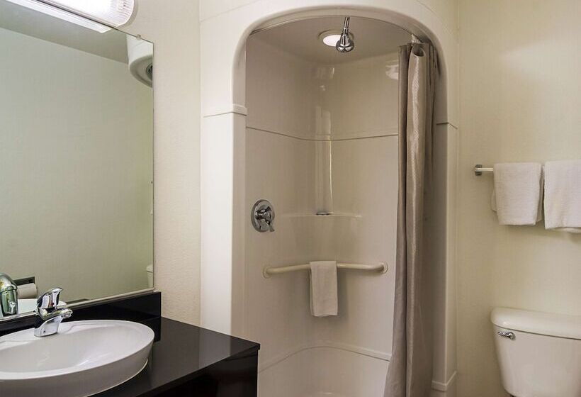 Номер Deluxe, Motel 6 Laramie, Wy