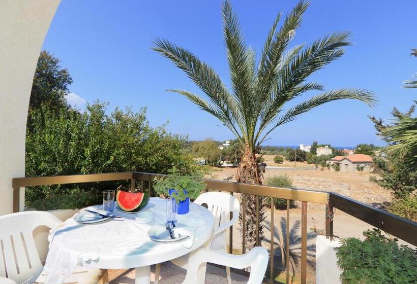 استودیوی استاندارد, Follow The Sun Hotel Apartments