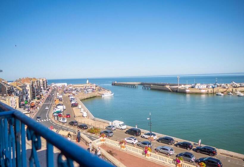 Номер Стандарт Вид на Море, De Calais