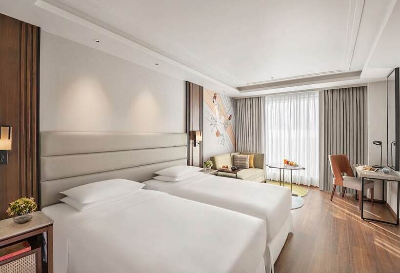 标准间带阳台, Hyatt Centric Rajpur Road Dehradun