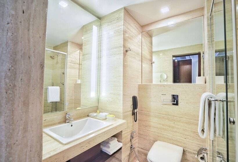 标准间带阳台, Hyatt Centric Rajpur Road Dehradun