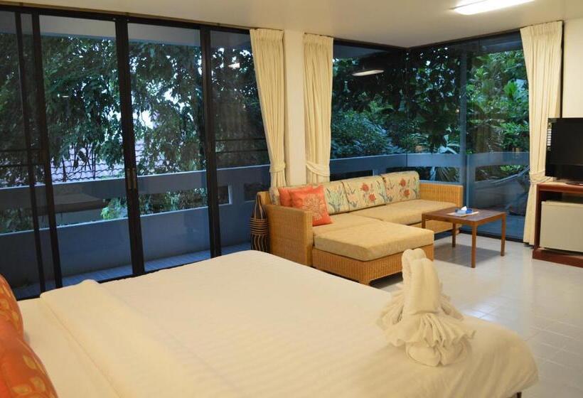 اتاق لوکس با بالکن, Nern Chalet Beachfront