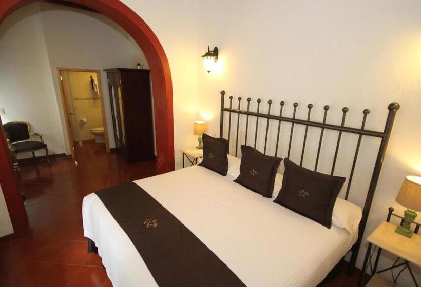 اتاق استاندارد با تخت بزرگ, Santa Regina