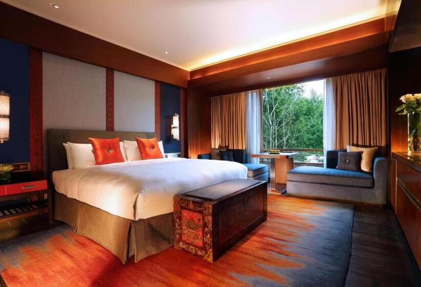 Номер Deluxe Кровать Кинг, Shangrila Lhasa