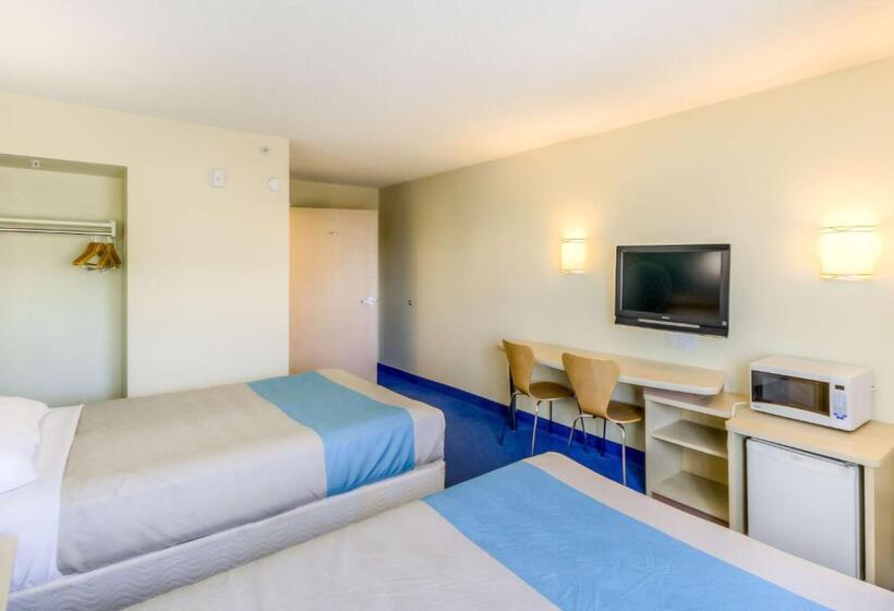 デラックスルーム, Motel 6estevan, Sk
