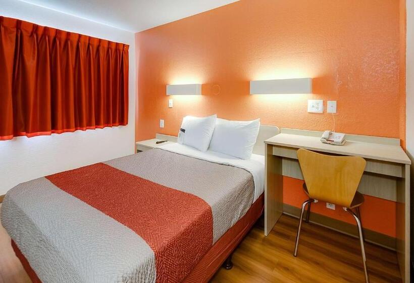 اتاق استاندارد برای معلولان, Motel 6lenexa, Ks  Kansas City Southwest