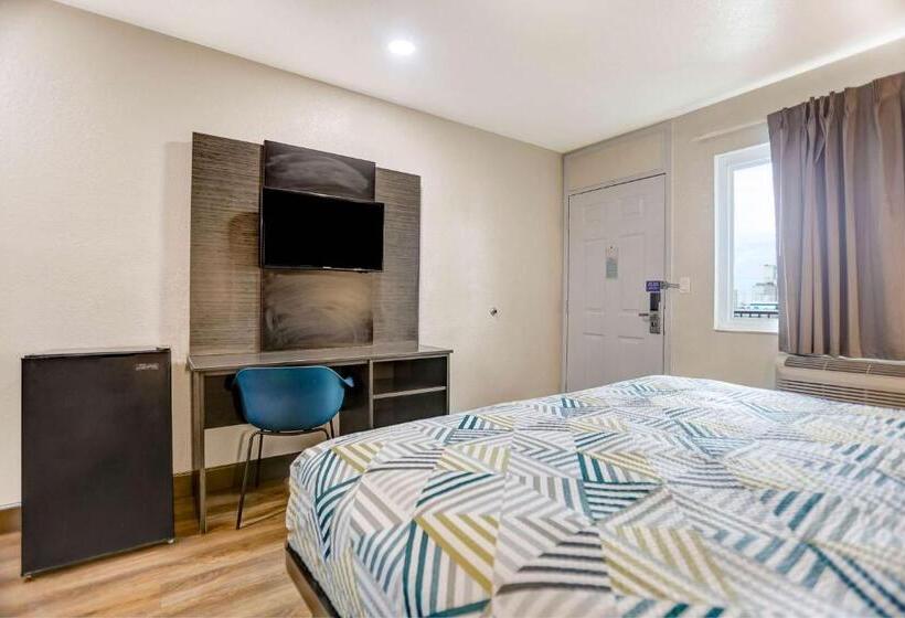 스탠다드 룸 킹사이즈 침대, Motel 6 San Bernardino, Ca   South