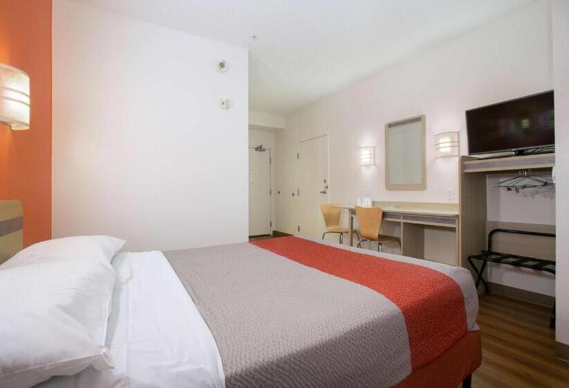 Номер Стандарт Адаптированный для Инвалидов, Motel 6brooklyn Center, Mn  Minneapolis