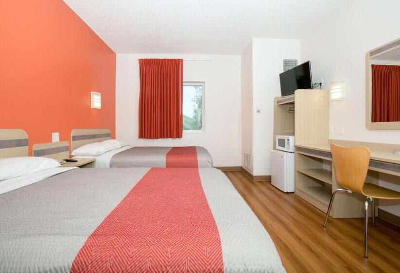 Четырехместный Номер Стандарт, Motel 6brooklyn Center, Mn  Minneapolis