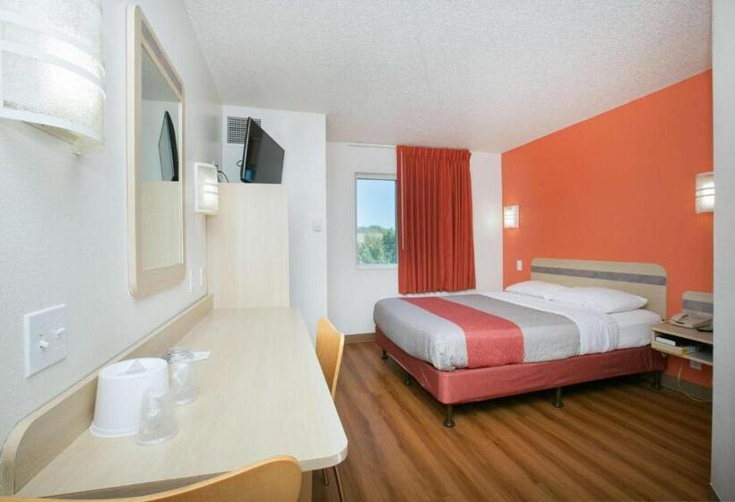 Номер Deluxe, Motel 6brooklyn Center, Mn  Minneapolis
