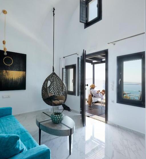 Suite con Hidromasaje, Oia Suites