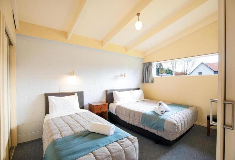 Семейные Апартаменты, Alpine View Motel