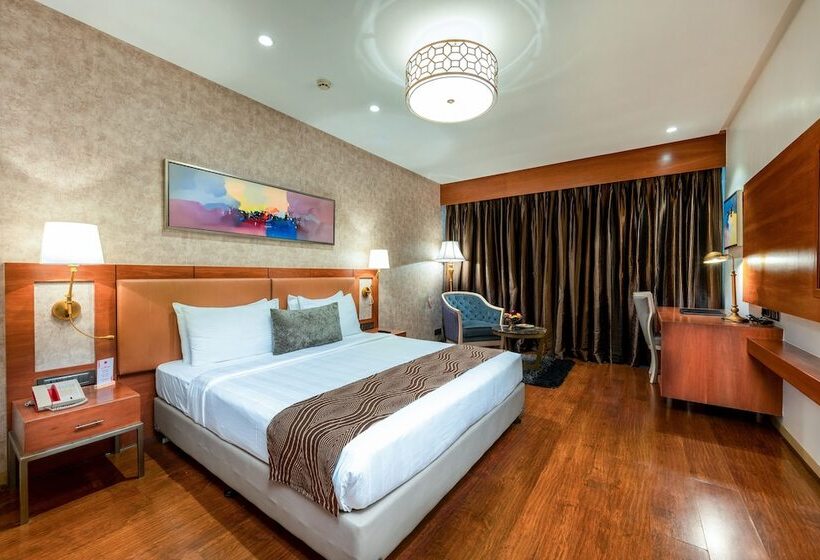 Номер Deluxe, Express Inn The Business Luxury