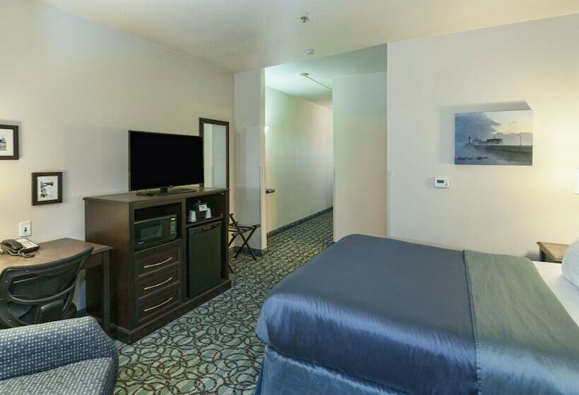 Номер Стандартный Кровать Куин, Park Point Marina Inn