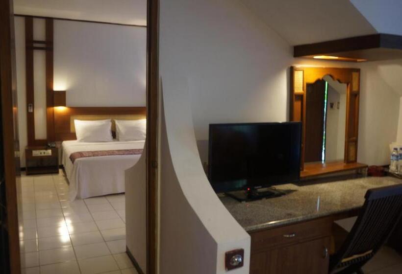 Номер Стандарт Смежный, Puri Naga Beachfront Cottages