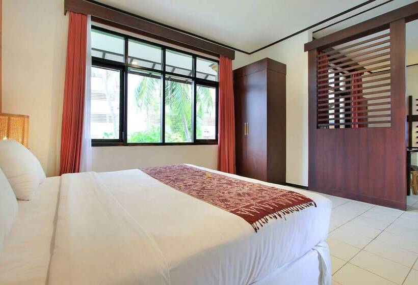 Люкс, Puri Naga Beachfront Cottages